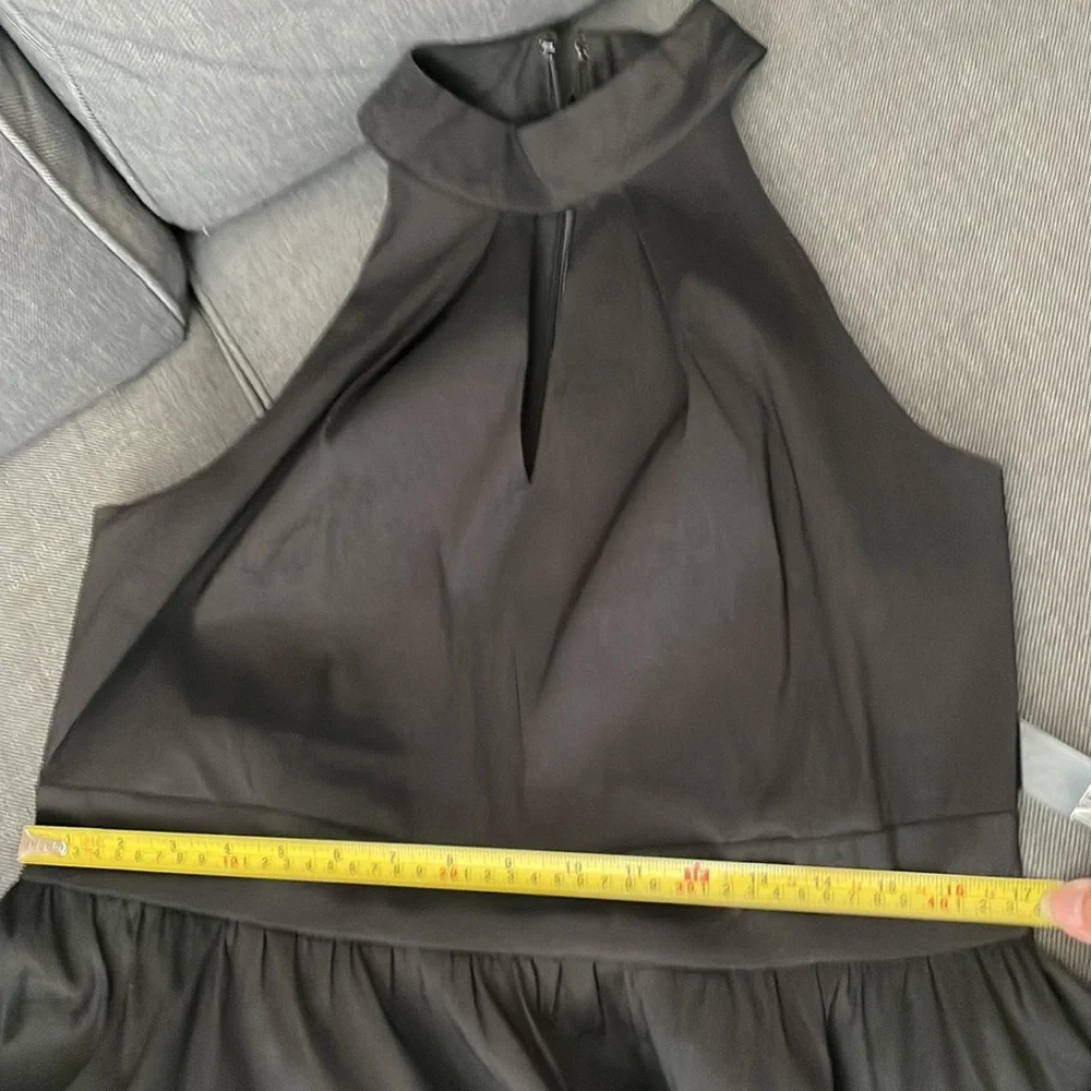 Brand new Dress! - Picture 5 of 6